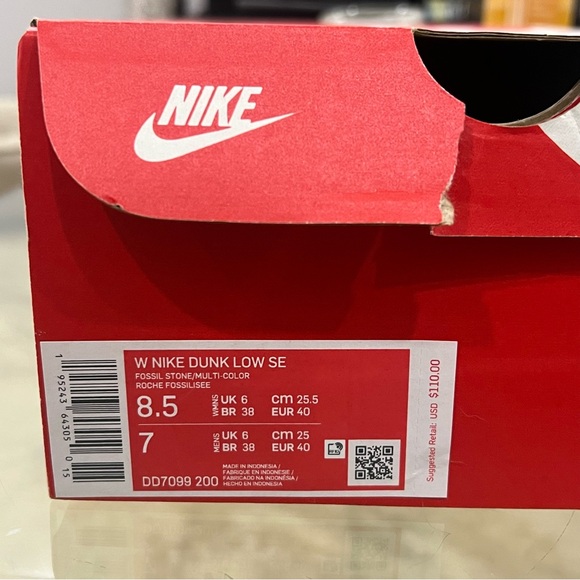 Nike Dunk Low SE in Fossil Stone and leopard print sneakers 8.5 - Picture 2 of 16